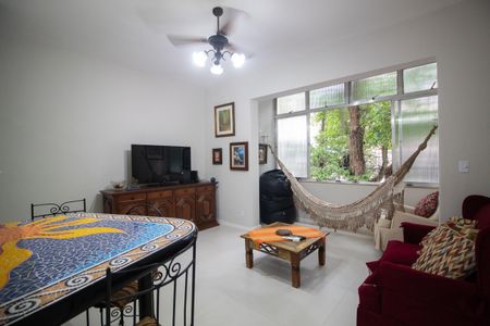 Apartamento à venda com 88m², 3 quartos e sem vaga Apartamento à venda com 88m², 3 quartos e sem vagaSala