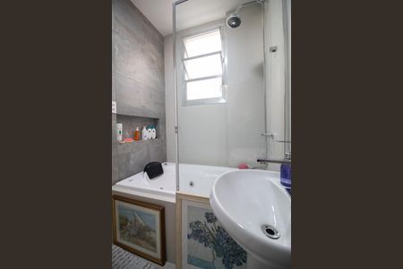 Apartamento à venda com 88m², 3 quartos e sem vaga Apartamento à venda com 88m², 3 quartos e sem vagaBanheiro social 1