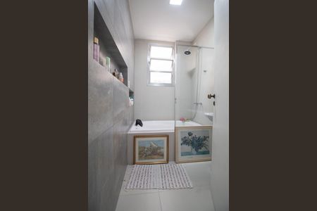 Apartamento à venda com 88m², 3 quartos e sem vaga Apartamento à venda com 88m², 3 quartos e sem vagaBanheiro social 1