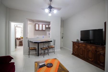 Apartamento à venda com 88m², 3 quartos e sem vaga Apartamento à venda com 88m², 3 quartos e sem vagaSala