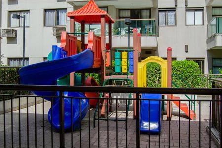 Apartamento para alugar com 70m², 2 quartos e 1 vagaÁrea Comum - Playground