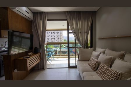 Apartamento para alugar com 70m², 2 quartos e 1 vagaSala