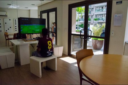 Apartamento para alugar com 70m², 2 quartos e 1 vagaÁrea Comum - Sala de Jogos