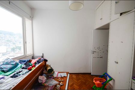 Apartamento para alugar com 160m², 4 quartos e 1 vaga Apartamento para alugar com 160m², 4 quartos e 1 vagaQuarto 1