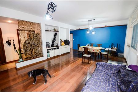 Apartamento para alugar com 160m², 4 quartos e 1 vaga Apartamento para alugar com 160m², 4 quartos e 1 vagaSala