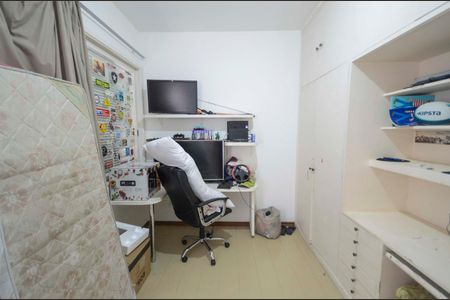 Apartamento para alugar com 160m², 4 quartos e 1 vaga Apartamento para alugar com 160m², 4 quartos e 1 vagaQuarto 3