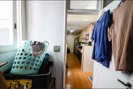 Apartamento para alugar com 160m², 4 quartos e 1 vaga Apartamento para alugar com 160m², 4 quartos e 1 vagaQuarto de Serviço