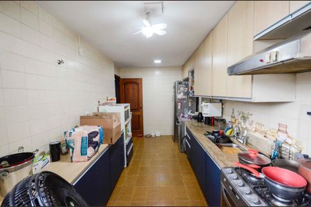 Apartamento para alugar com 160m², 4 quartos e 1 vaga Apartamento para alugar com 160m², 4 quartos e 1 vagaCozinha