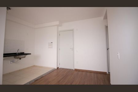 Apartamento para alugar com 45m², 2 quartos e 1 vaga Apartamento para alugar com 45m², 2 quartos e 1 vagaSala