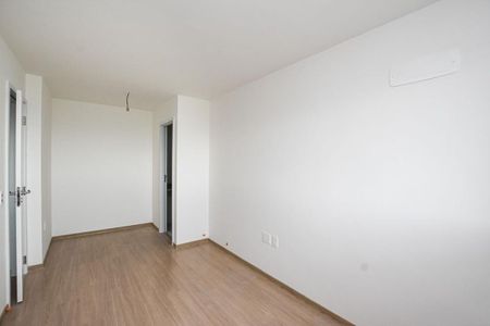 Apartamento à venda com 76m², 2 quartos e 1 vaga