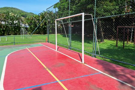 Casa de condomínio à venda com 380m², 4 quartos e 4 vagas Casa de condomínio à venda com 380m², 4 quartos e 4 vagasÁrea comum