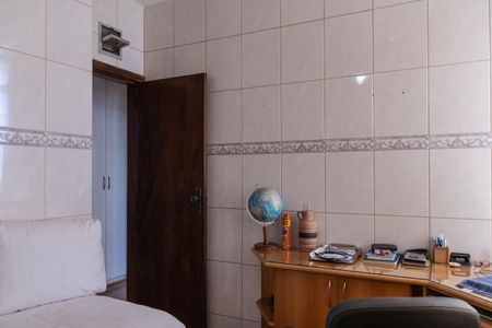 Apartamento à venda com 140m², 3 quartos e 2 vagas Apartamento à venda com 140m², 3 quartos e 2 vagasQuarto 1