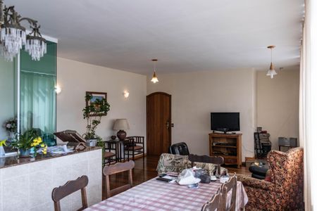 Apartamento à venda com 140m², 3 quartos e 2 vagas Apartamento à venda com 140m², 3 quartos e 2 vagasSala