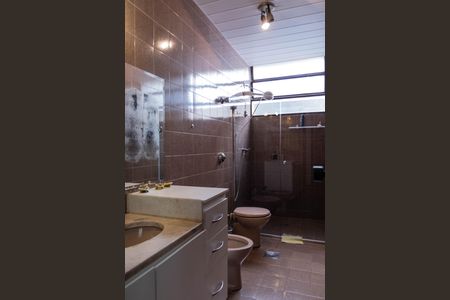 Apartamento à venda com 140m², 3 quartos e 2 vagas Apartamento à venda com 140m², 3 quartos e 2 vagasBanheiro Social