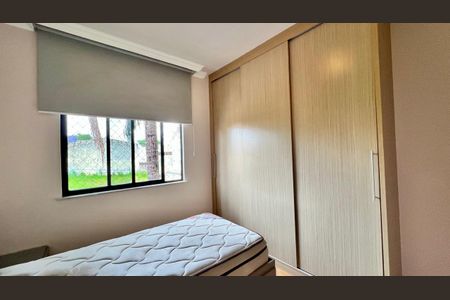 Apartamento à venda com 212m², 4 quartos e 2 vagasQuarto 2