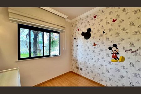Apartamento à venda com 212m², 4 quartos e 2 vagasQuarto 2