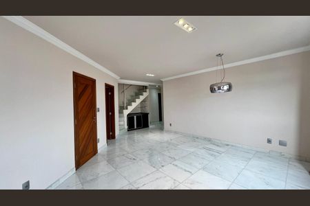 Apartamento à venda com 212m², 4 quartos e 2 vagasSala