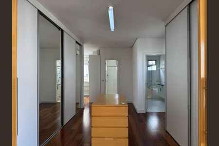 Apartamento à venda com 281m², 3 quartos e 4 vagas Apartamento à venda com 281m², 3 quartos e 4 vagasFoto 15