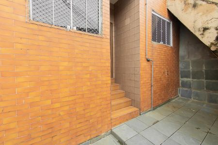 Casa para alugar com 45m², 2 quartos e sem vagaEntrada