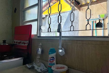 Casa à venda com 200m², 3 quartos e 4 vagas Casa à venda com 200m², 3 quartos e 4 vagasCozinha