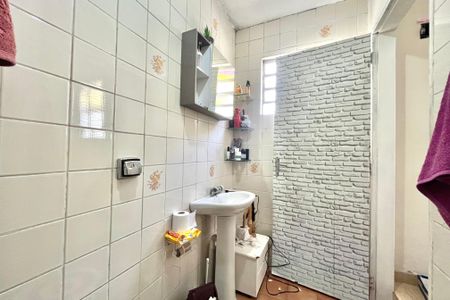 Casa à venda com 200m², 3 quartos e 4 vagas Casa à venda com 200m², 3 quartos e 4 vagasBanheiro da Suíte