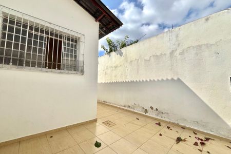 Casa à venda com 200m², 3 quartos e 4 vagas Casa à venda com 200m², 3 quartos e 4 vagasGaragem