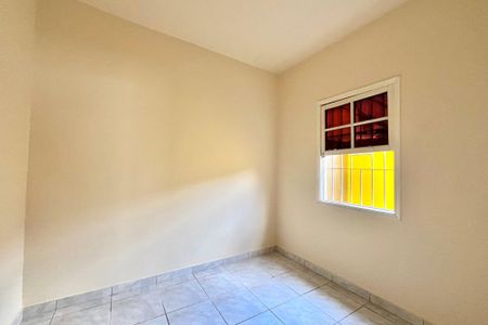 Casa à venda com 200m², 3 quartos e 4 vagas Casa à venda com 200m², 3 quartos e 4 vagasQuarto 2