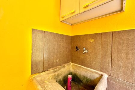 Casa à venda com 200m², 3 quartos e 4 vagas Casa à venda com 200m², 3 quartos e 4 vagasÁrea de Serviço