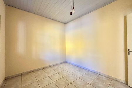 Casa à venda com 200m², 3 quartos e 4 vagas Casa à venda com 200m², 3 quartos e 4 vagasQuarto 1