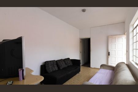 Casa à venda com 100m², 2 quartos e 2 vagas Casa à venda com 100m², 2 quartos e 2 vagasSala