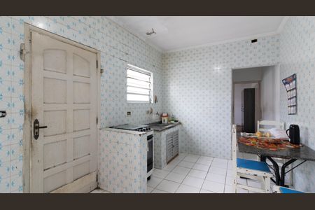 Casa à venda com 100m², 2 quartos e 2 vagas Casa à venda com 100m², 2 quartos e 2 vagasCozinha