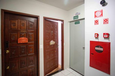 Apartamento à venda com 51m², 2 quartos e 1 vagaHall de entrada