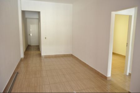 Apartamento à venda com 76m², 2 quartos e 1 vagaSala