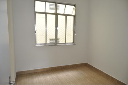 Apartamento à venda com 76m², 2 quartos e 1 vagaQuarto 2