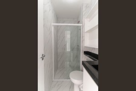 Apartamento à venda com 80m², 2 quartos e 1 vaga Apartamento à venda com 80m², 2 quartos e 1 vagaBanheiro