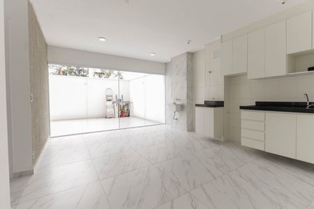 Apartamento à venda com 80m², 2 quartos e 1 vaga Apartamento à venda com 80m², 2 quartos e 1 vagaSala