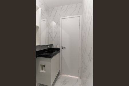 Apartamento à venda com 80m², 2 quartos e 1 vaga Apartamento à venda com 80m², 2 quartos e 1 vagaBanheiro