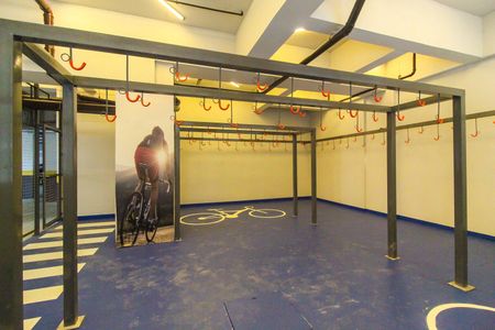 Apartamento à venda com 80m², 2 quartos e 1 vaga Apartamento à venda com 80m², 2 quartos e 1 vagaBicicletário