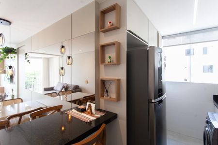 Apartamento para alugar com 60m², 2 quartos e 1 vaga Apartamento para alugar com 60m², 2 quartos e 1 vagaCozinha e Área de Serviço