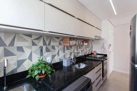 Apartamento para alugar com 60m², 2 quartos e 1 vaga Apartamento para alugar com 60m², 2 quartos e 1 vagaCozinha e Área de Serviço
