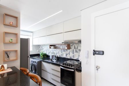 Apartamento para alugar com 60m², 2 quartos e 1 vaga Apartamento para alugar com 60m², 2 quartos e 1 vagaCozinha e Área de Serviço