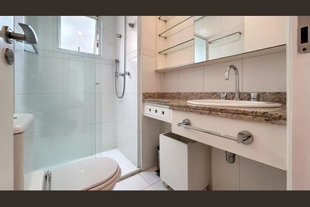 Apartamento para alugar com 100m², 3 quartos e 2 vagasBanheiro Social