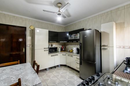 Casa à venda com 98m², 2 quartos e 1 vaga Casa à venda com 98m², 2 quartos e 1 vagaCozinha