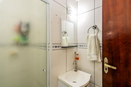 Casa à venda com 98m², 2 quartos e 1 vaga Casa à venda com 98m², 2 quartos e 1 vagaBanheiro