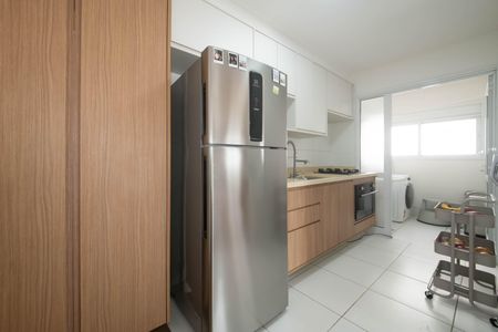 Apartamento à venda com 92m², 2 quartos e 2 vagasCozinha