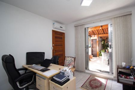 Casa à venda com 187m², 4 quartos e 2 vagasQuarto 3