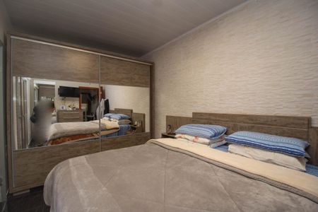 Casa à venda com 187m², 4 quartos e 2 vagasQuarto 1 - Suíte