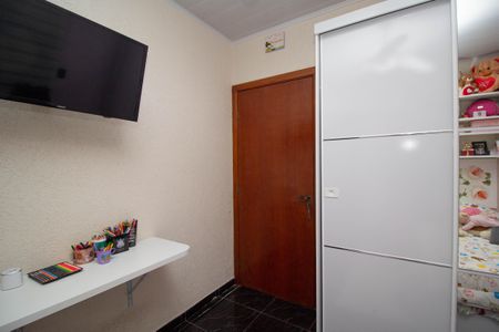 Casa à venda com 187m², 4 quartos e 2 vagasQuarto 2