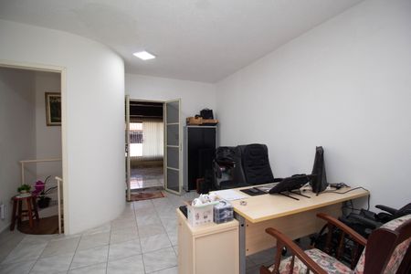 Casa à venda com 187m², 4 quartos e 2 vagasQuarto 3