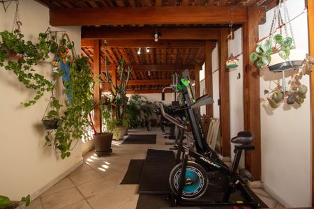 Casa à venda com 187m², 4 quartos e 2 vagasÁrea Externa